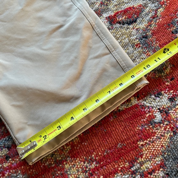 Merrell Tan Shorts - Picture 9 of 9